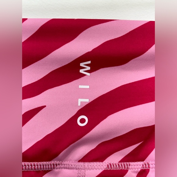 Wilo The Label Activewear Women's Pink Animal Zebra Pint Legging - Picture 5 of 10